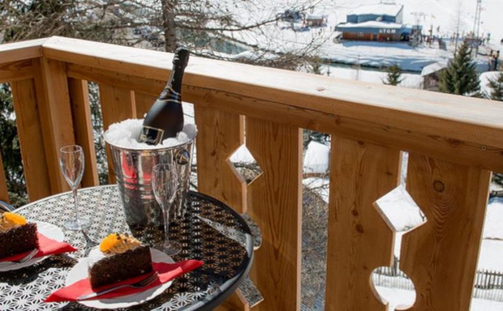 Hattiers Apartments, Tignes, Balcony